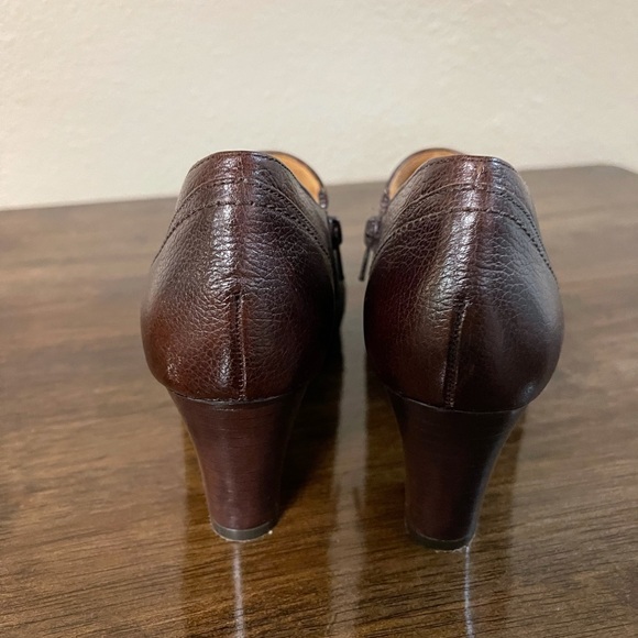 Women’s Nurture brown leather ankle booties - Picture 10 of 13